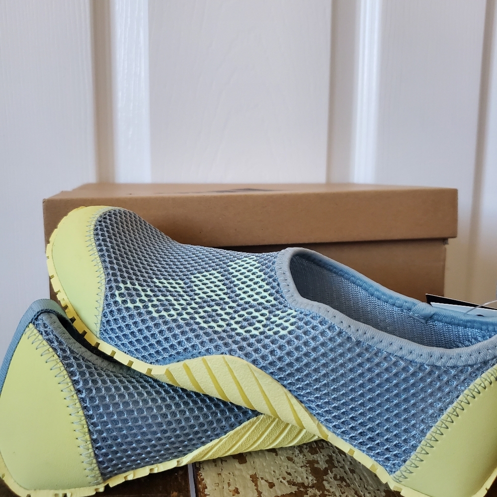 Adidas Kurobe Water Shoes Blue and Yellow - Picture 2 of 11